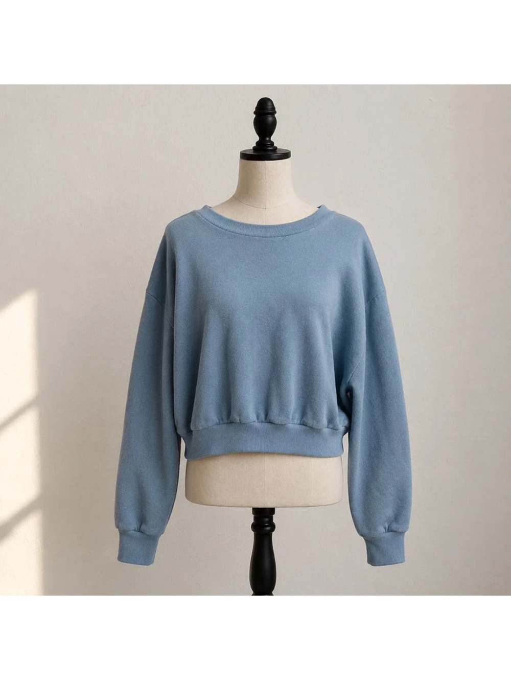 Wild Fable Light Blue Cropped Crewneck Sweatshirt Size L Cotton Blend